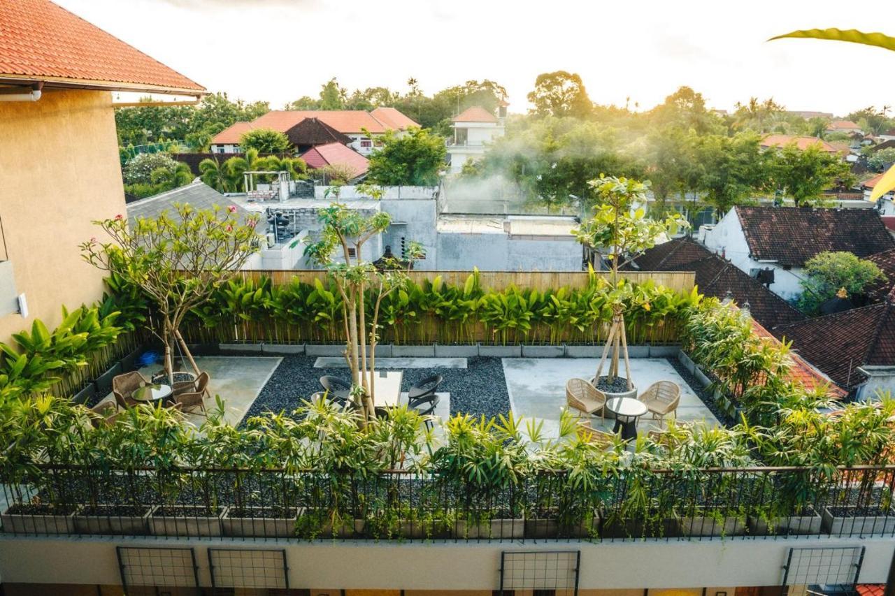 Tanaga Coliving Hotel Seminyak  Exterior photo