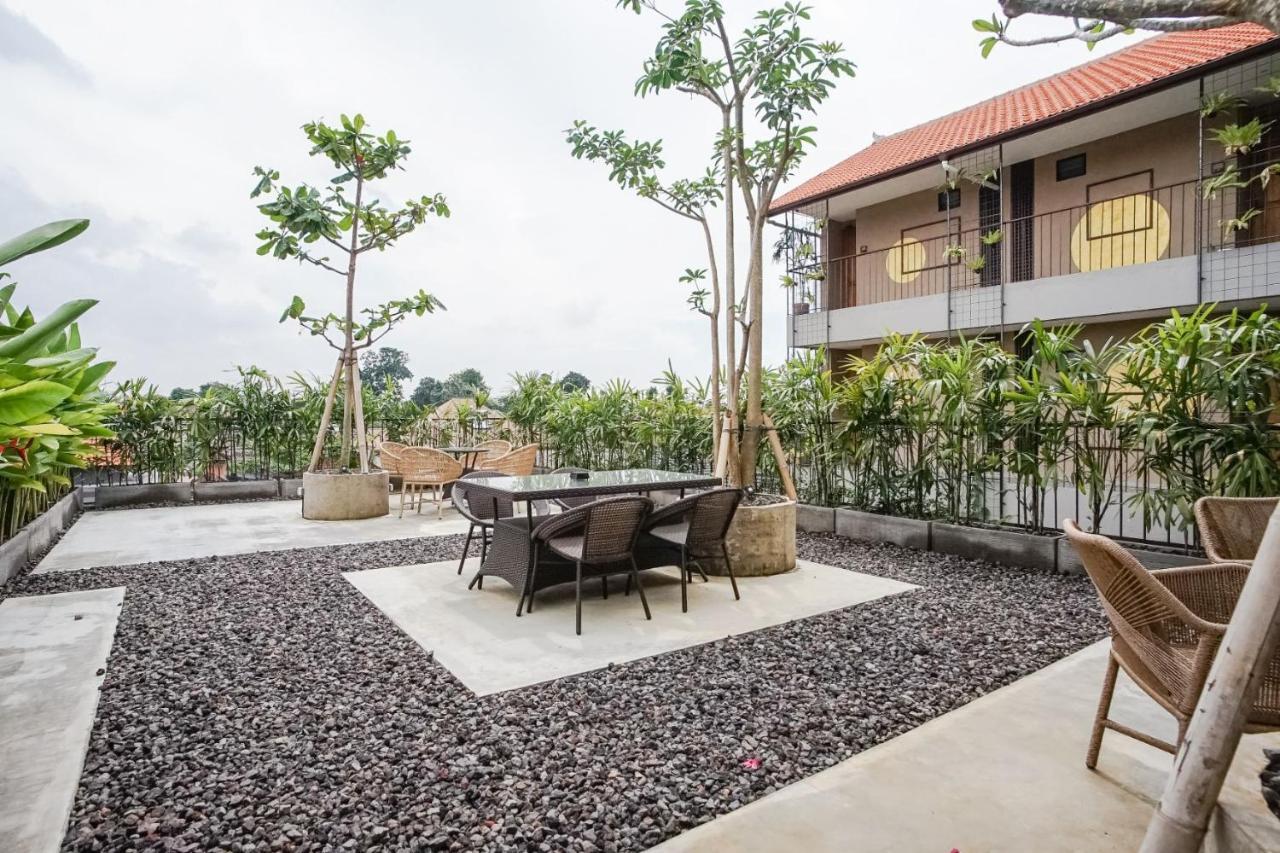 Tanaga Coliving Hotel Seminyak  Exterior photo