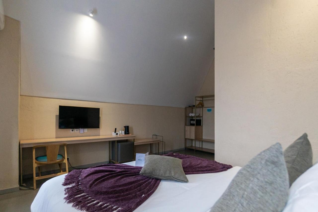 Tanaga Coliving Hotel Seminyak  Exterior photo