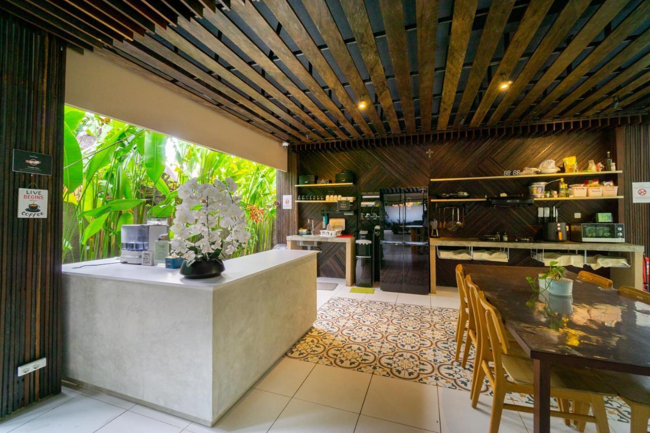 Tanaga Coliving Hotel Seminyak  Exterior photo