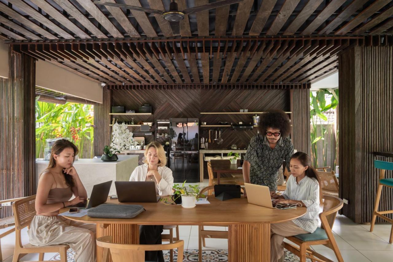 Tanaga Coliving Hotel Seminyak  Exterior photo
